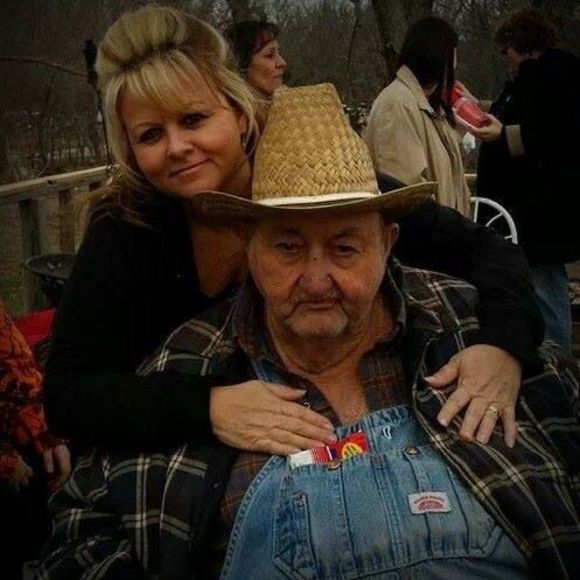 Meet your Posher, Lisa - Picture 1 of 1